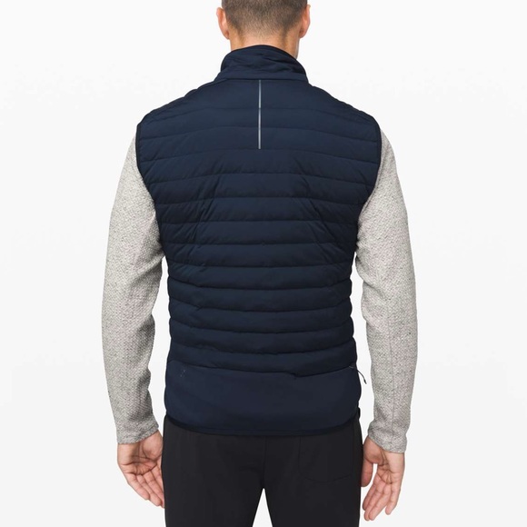 Lululemon Down For It All Vest Sz S In True Navy - Picture 2 of 11